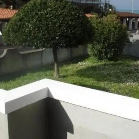 Ferienwohnung Fuer 4 Personen Ca 30 M In Marotta, Marken Provinz Pesaro-urbino Fano